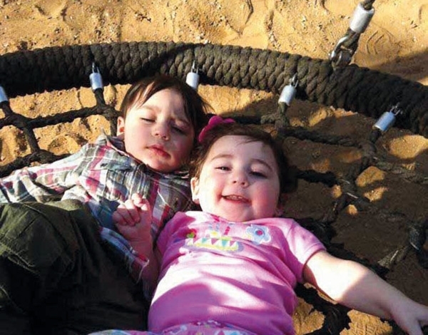 كثرة الألعاب والتعليم الإستباقي يعيقان نمو الطفل!