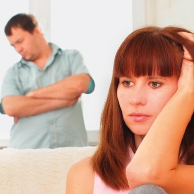 قبلت الزواج منك بشرط ألا تتزوج عليّ!