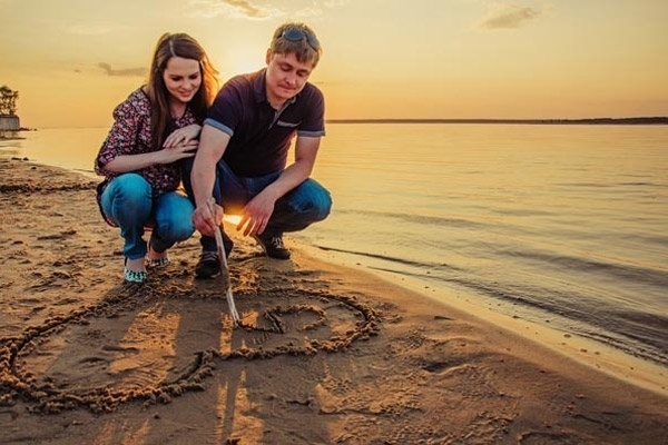 كيف تعرفين أن زوجك يخونك؟