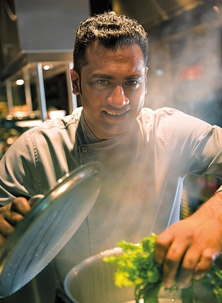 تتوّج الأطباق بالزهور والصلصات المستوحاة من ألوان الطبيعة