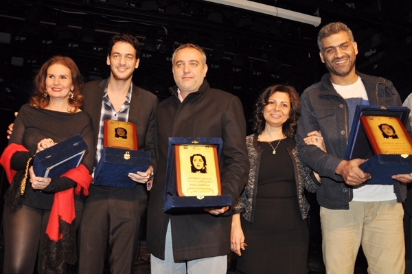 النجوم وفرحة التكريم