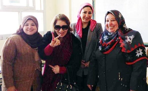 بوسي في لجنة الاستفتاء