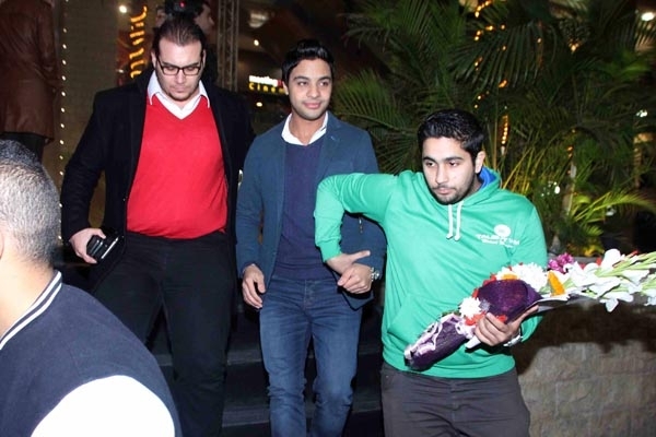 أحمد جمال أثناء دخوله القاعة