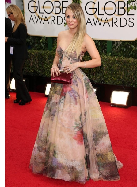 Kaley Cuoco in Rani Zakhem