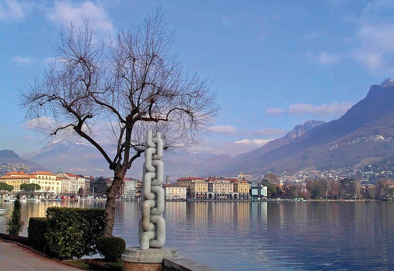 بيوت قرية Morcote