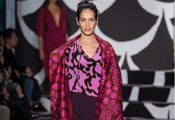 الحب هو الحياة! ماذا ترتدين يوم الحب؟