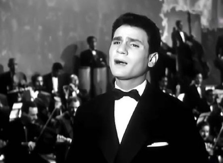 ما هي أكثر أغاني العندليب عبد الحليم حافظ رومانسية؟