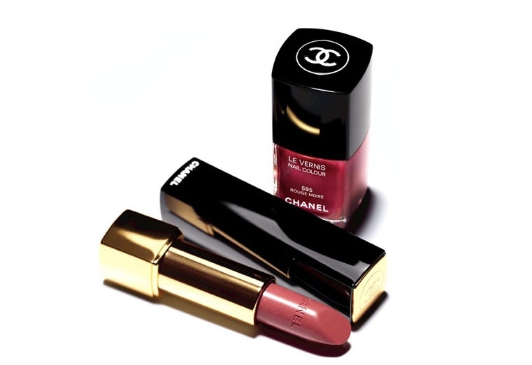 Chanel Collection Moiree