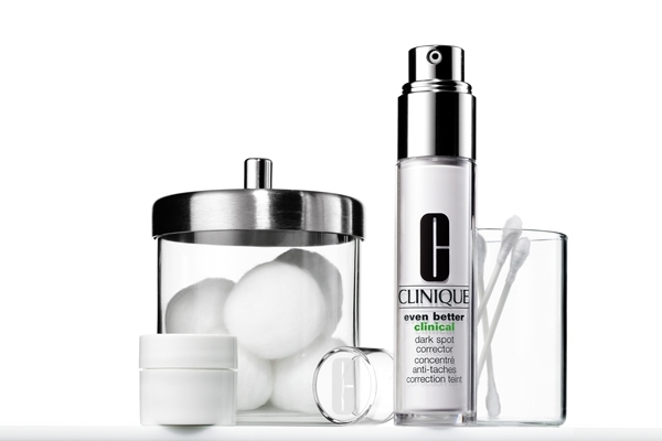 مستحضر من Clinique بفاعلية مماثلة لمكونات موصوفة من قبل الاطباء