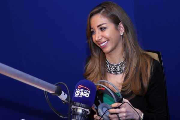 المذيعة هند رضا