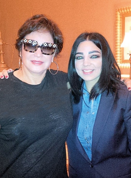 لبلبة مع الزميلة مايا بنّوت