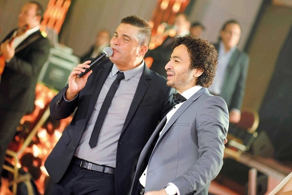 حمادة هلال مع عمرو دياب