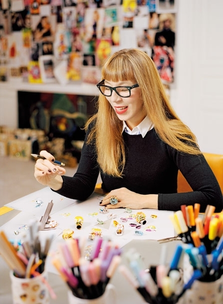 المديرة فيكتوار دو كاستيلان