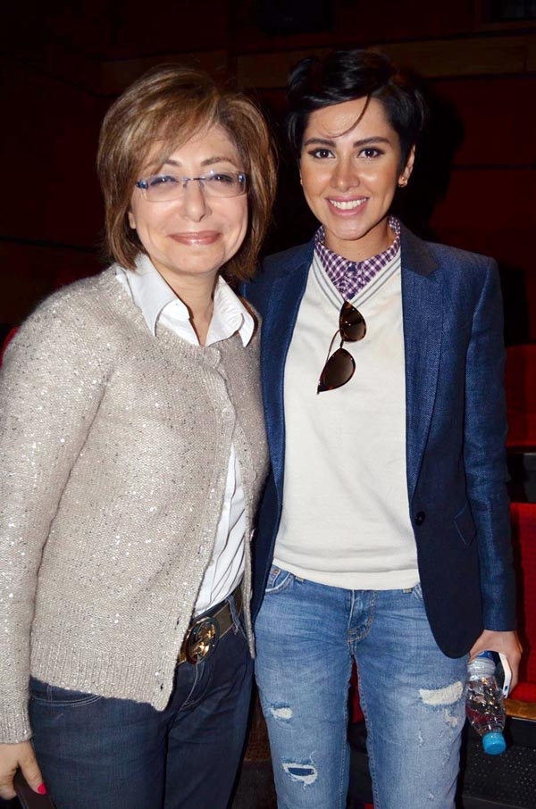 لميس الحديدي تهنئ ياسمين