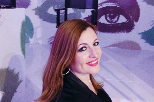 الزميلة ماغي باتيار عنيد