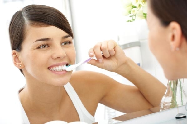 تنظيف الأسنان يحمي من التهاب المفاصل!