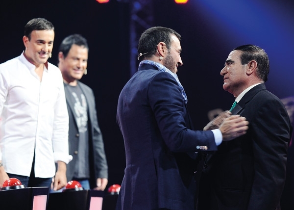 النقاد والفنانون يقوّمون مشاركة عامر توفيق أكبر متسابقي the Voice  عمراً