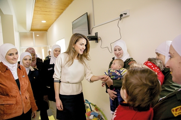 الملكة رانيا تطّلع على إنجازات مشروع تطوير الخدمات المقدمة للأطفال
