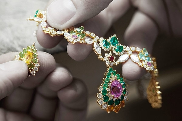 ولادة عقد Majestueuse Multicolore Dior