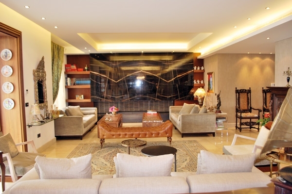 منزل حضن في ربوعه كلّ الهويات 