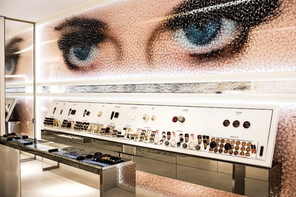 دعوة إلى عالم غيرلان الخيالي