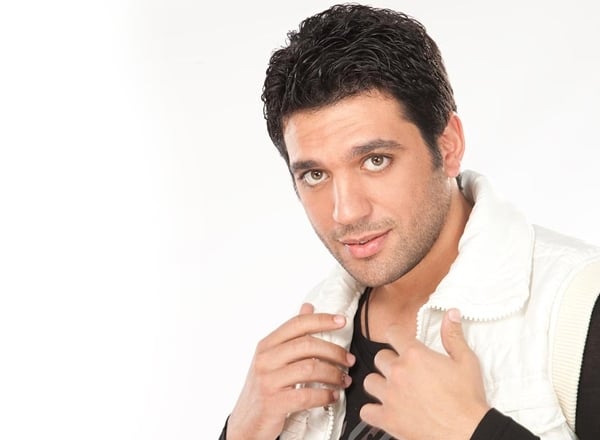 حسن الرداد وكريم محمود عبد العزيز يتنافسان على ياسمين عبد العزيز	