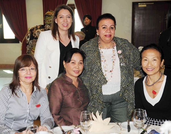 الدولية تحتفل بيوم المرأة العالمي