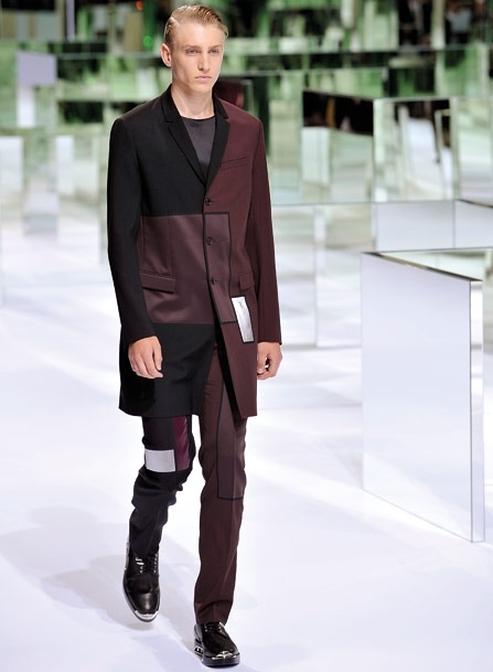 أسلوب معاصر يميّز مجموعة 'ديور' Dior للرجال لربيع وصيف <strong  dir='ltr'>2014</strong>