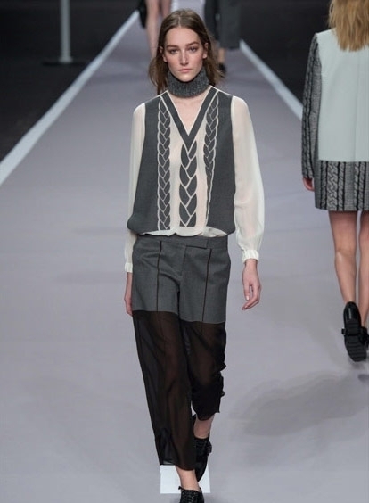 عرض Viktor & Rolf من باريس