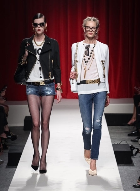 Moschino في مجموعة مميّزة تحتفل بالعام الثلاثين!