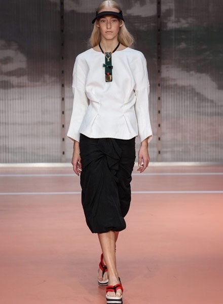 عرض Marni من ميلانو لربيع وصيف <strong  dir='ltr'>2014</strong>