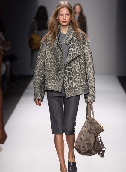 عرض Vanessa Bruno من باريس