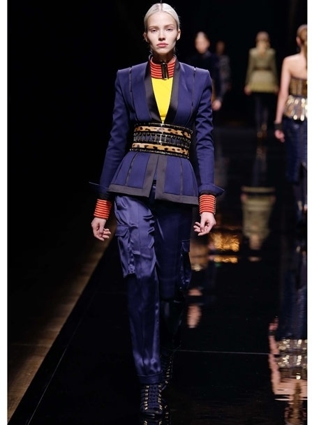 مجموعة Balmain من باريس 