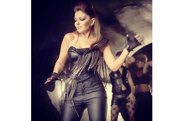 سميرة سعيد تطلق 'مازال'