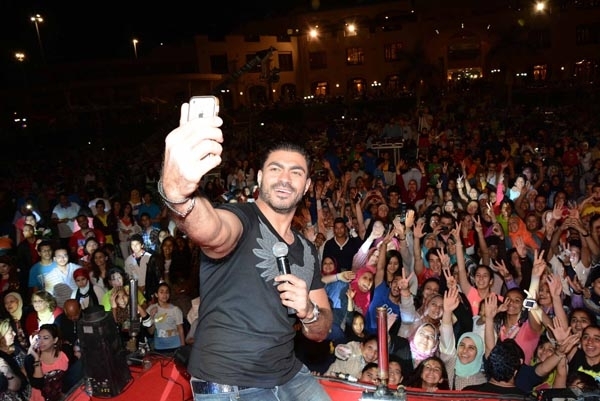  خالد سليم يصور نفسه selfie