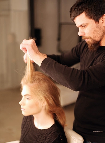 في الكواليس Behind The Scenes