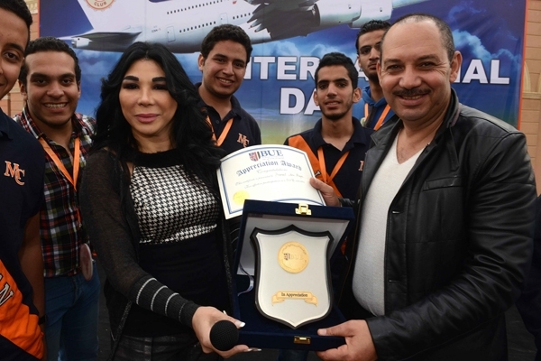 كمال ابو رية - غادة ابراهيم