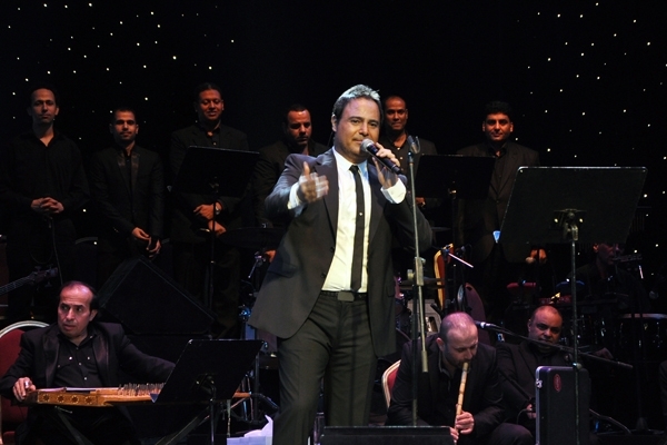 غناء عاصى الحلاني بالحفل