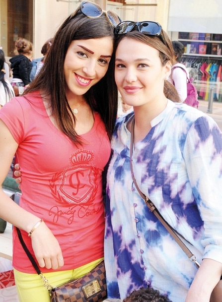 لارا خشاب ومنال شحادة