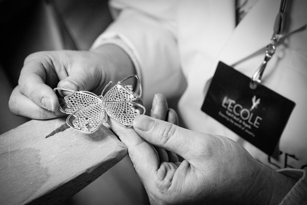 مدرسة خاصة بعشّاق المجوهرات والمعرفة L’ECOLE VAN CLEEF & ARPELS