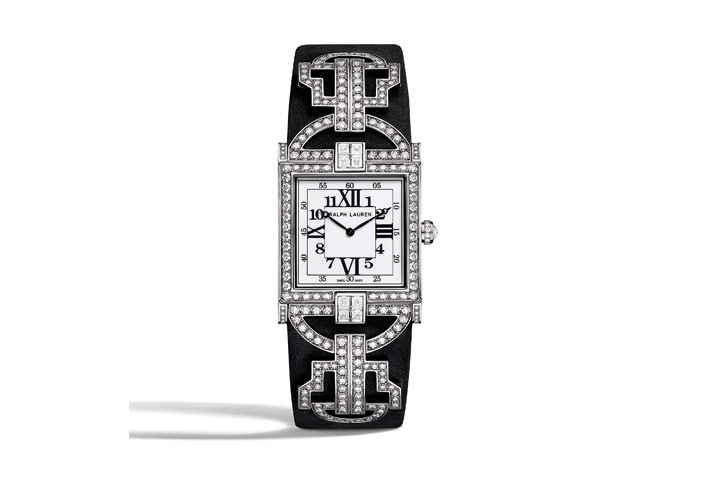 Ralph Lauren تركيز على الحجم الاصغر