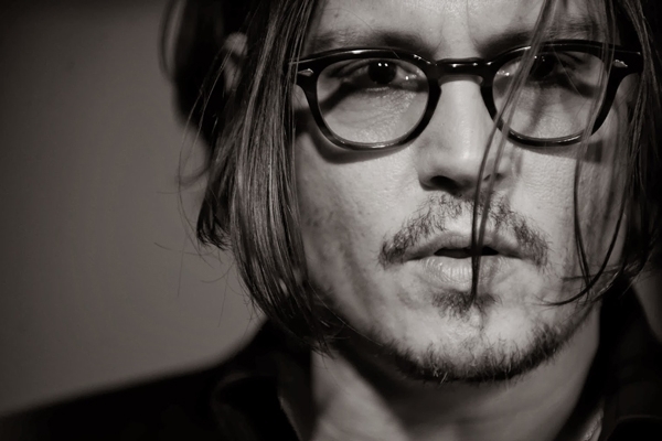 استدعاء جوني ديب في جريمة قتل والسبب موعد عاطفي