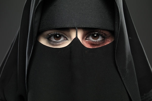 لا تعويض للزوجة المعنّفة