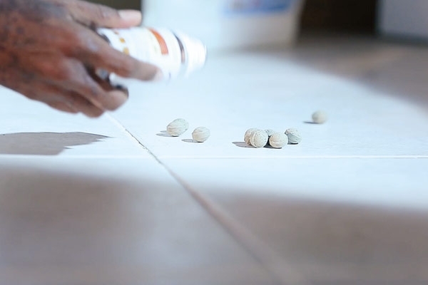 الوعي لم يتحقق إلا بفضل فيلم استقصائي...  'الفوسفين' يقتل 26 طفلاً في جدة