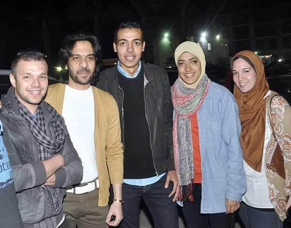 بهاء سلطان يستجيب لرغبة الشباب