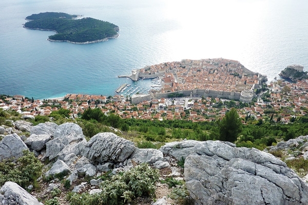 دبروفنيك المدينة الكرواتية وصفحات التاريخ المحتشد