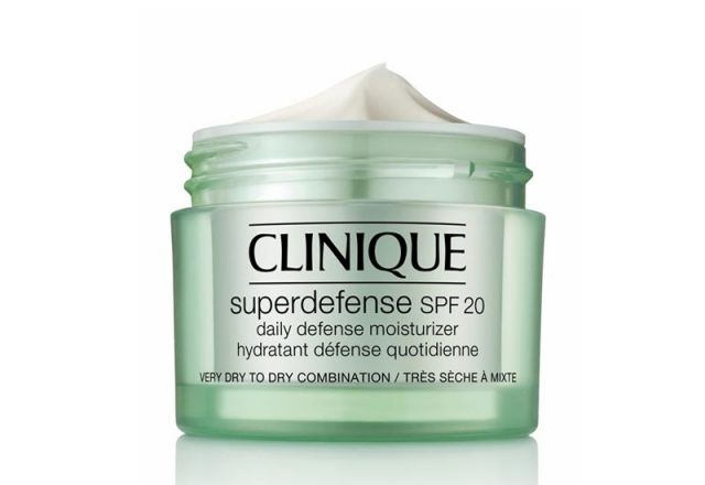 Clinique Superdefense Upgrade SPF<strong  dir='ltr'> 20</strong>