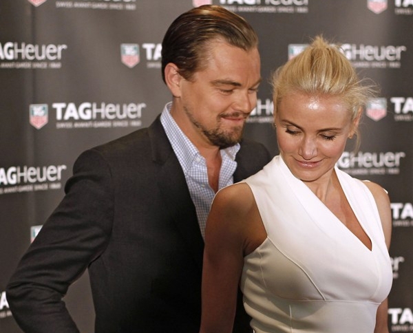 معجبة سرقت فيديو لليوناردو دي كابريو وهو يرقص مع حبيبته