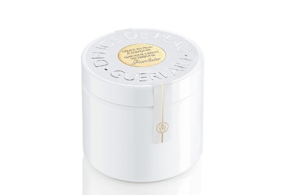 كريمات مرطبة ومعطرة للجسم