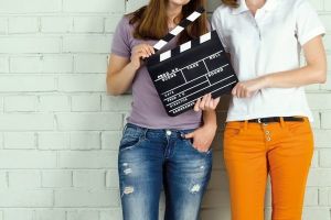 معوّقات اجتماعية وثقافية ومادية...  سينمائيات فلسطينيات يواجهن الصعاب